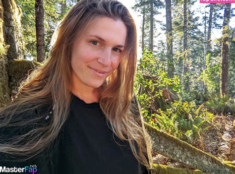xev bellringer leak|I found a free website that has all her videos : r/XevBellringer.